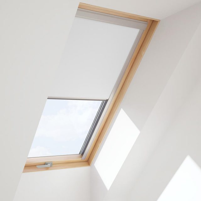 Velux Blind Blackout Thermal Skylight Roof Blind All Sizes & Colours 